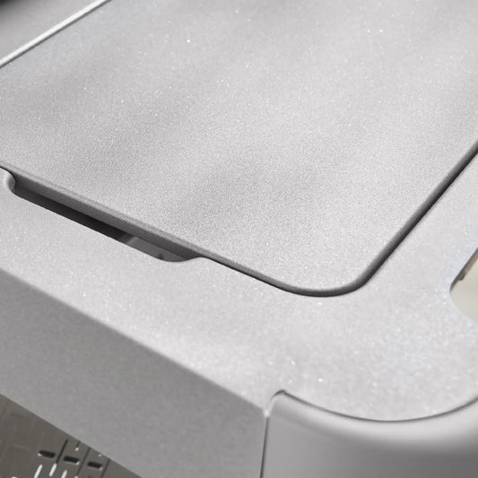Spirit® E-425C Gas Grill Titanium Edition