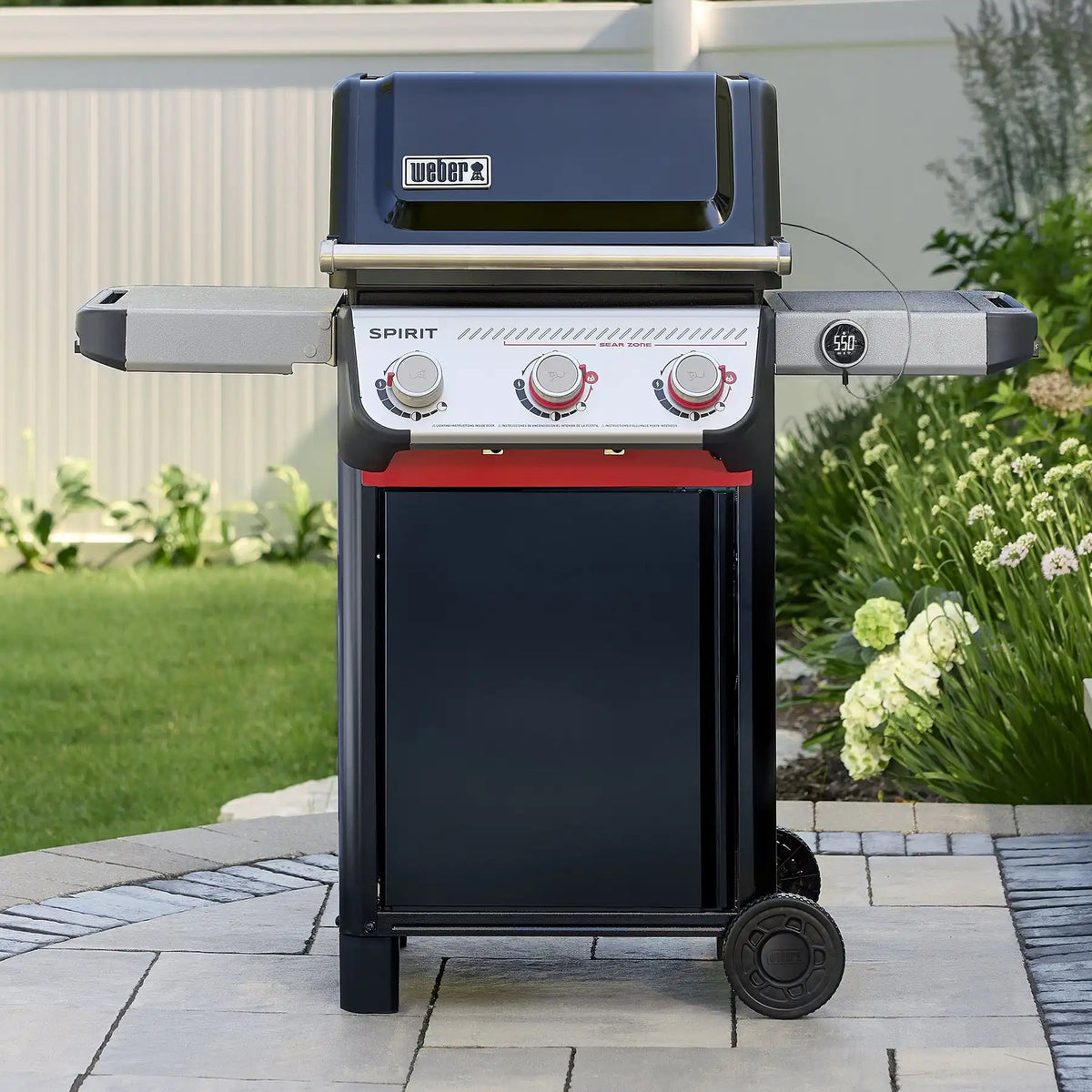 Spirit® EX-325 Smart Gas Grill