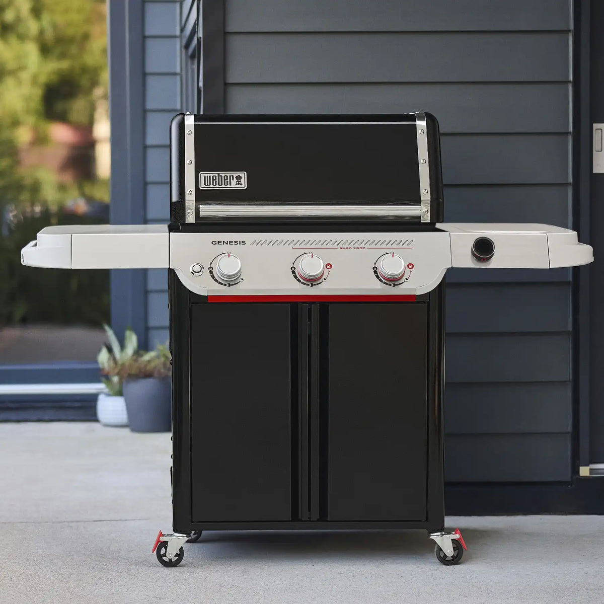 Genesis® EX-325W Smart Gas Grill