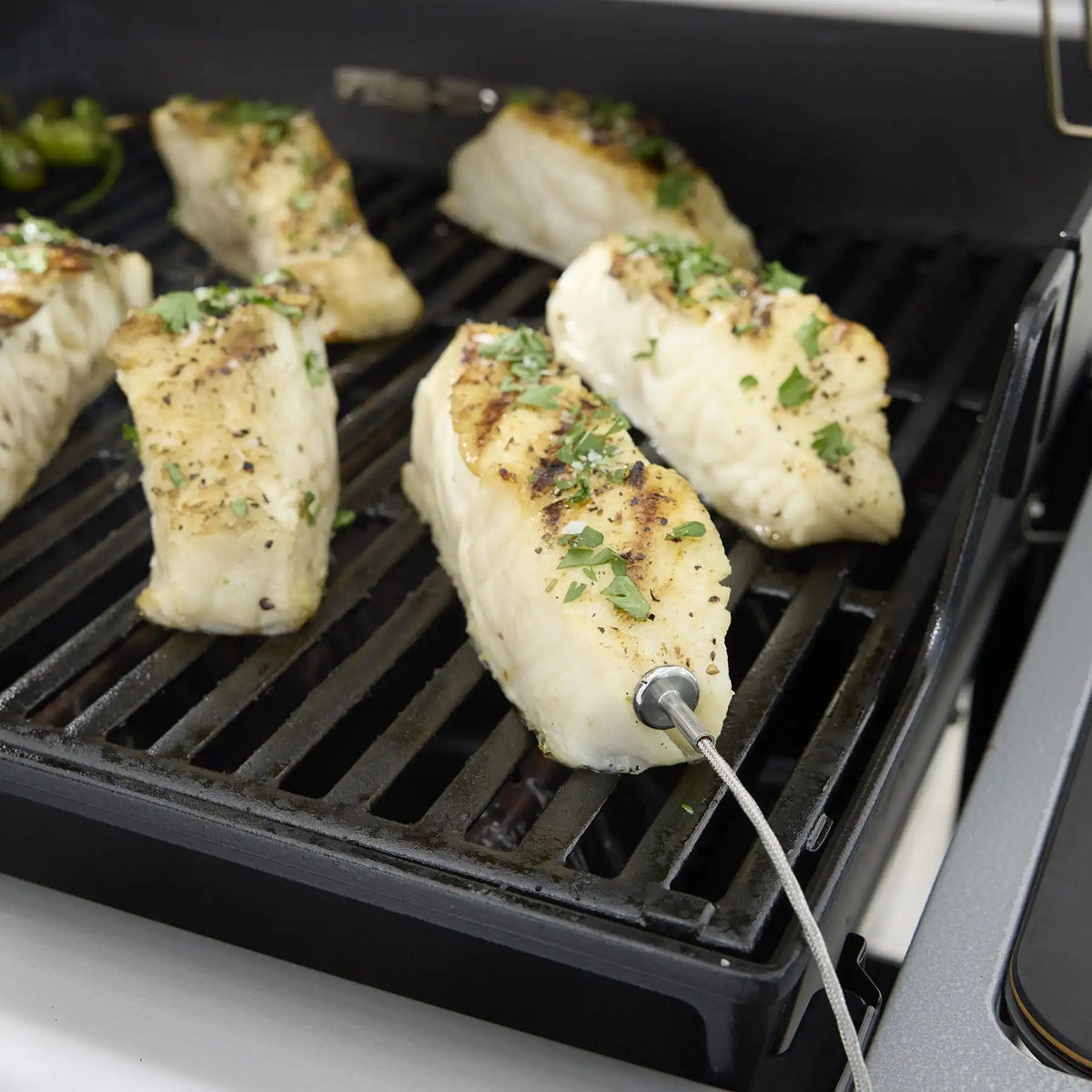 Genesis® EX-325W Smart Gas Grill